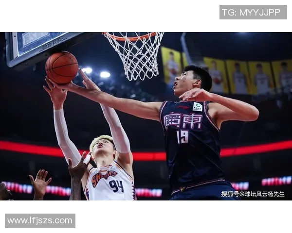上海男篮对阵广东男篮精彩直播全程回顾与赛后分析